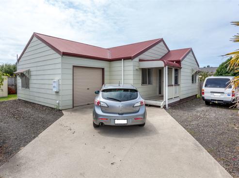 15 Cholmondeley Crescent, Whitianga
