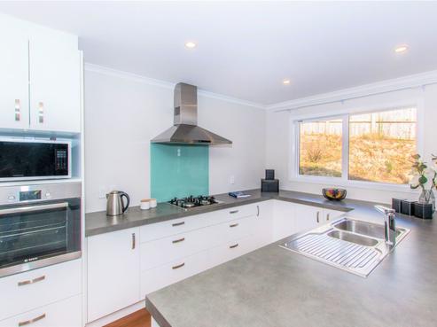 14 Margaret Shields Avenue, Aotea