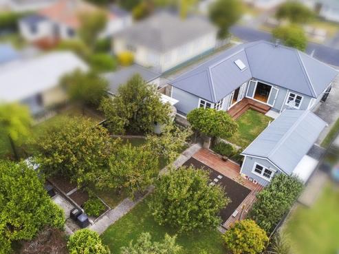 16 Gadsby Street, Avalon