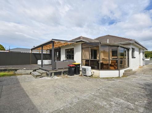 134 Morton Street, Strathern