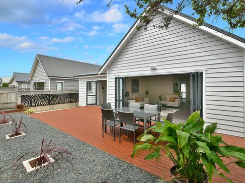 20 Cape Cod Drive, Gulf Harbour