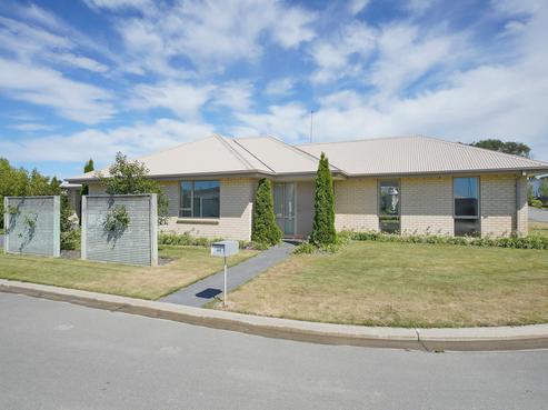 45 Blackadder Road, Pegasus