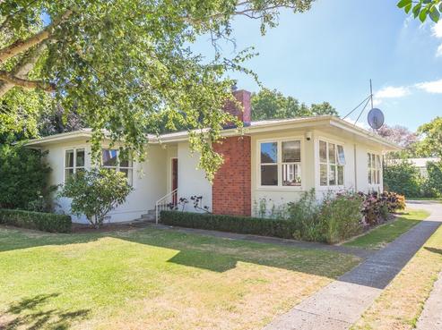 38 Parsons Street, Saint Johns Hill