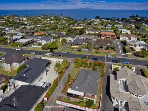 16A Toroa Street, Torbay