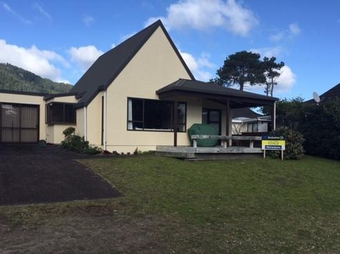 1B Monarch Grove, Pauanui