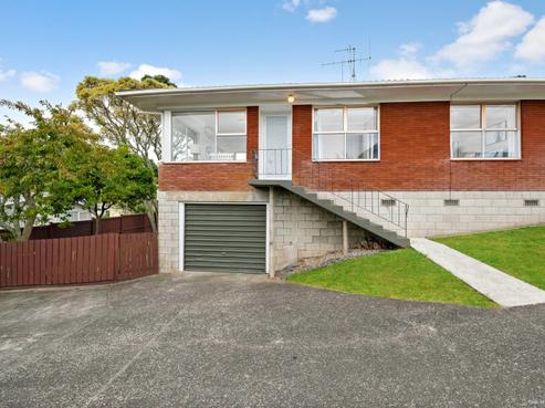 2/53 Girrahween Drive, Totara Vale
