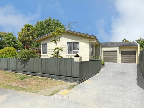 28 Memphis Grove, Totara Park