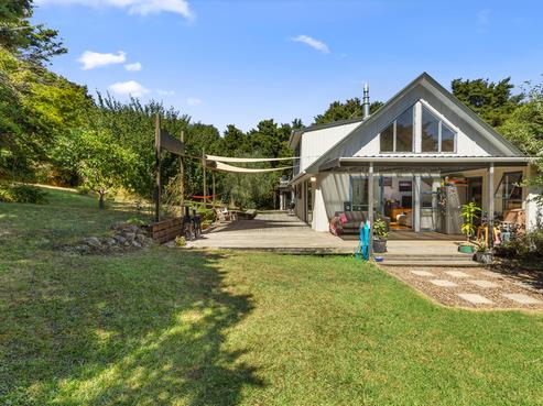 20A Sea View Road, Ostend