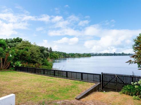 1/26 Otakau Road, Milford