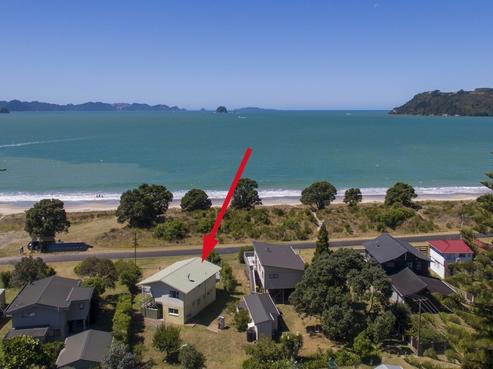 7 Marine Parade, Cooks Beach