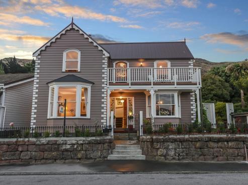16 Godley Quay, Lyttelton
