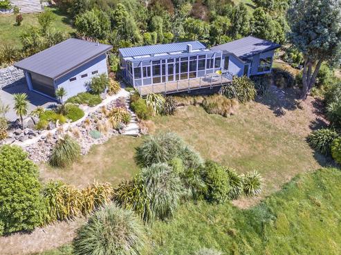 32 The Terrace, Governors Bay