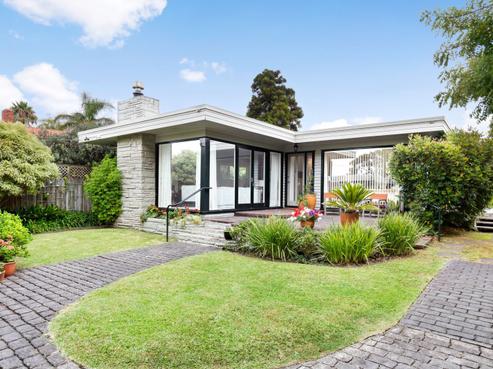 53 Seacliffe Avenue, Belmont