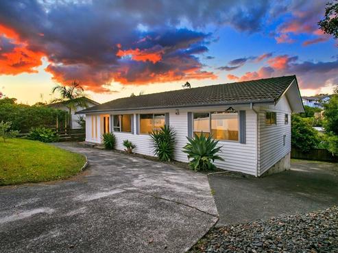 53 Alexander Avenue, Torbay