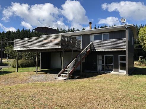1 Mac Road, Lake Taupo (East)
