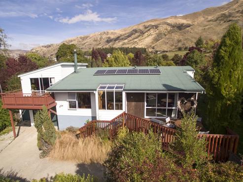 10B Larch Place, Wanaka