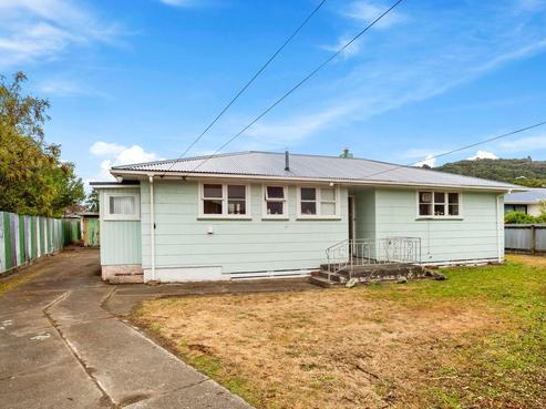15A Pringle Street, Taita