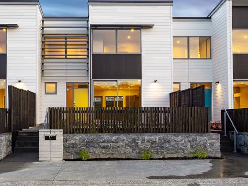 127 Glenvar Ridge Road, Long Bay