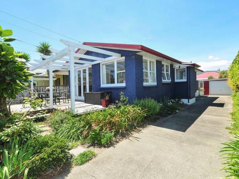 8 Aurora Street, Petone