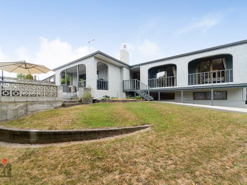 22 Park View Avenue, Feilding