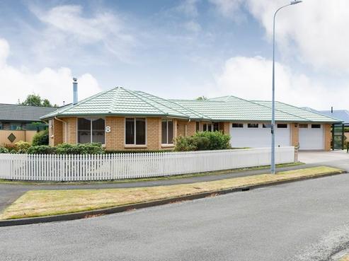 8 Abby Road, Fitzherbert