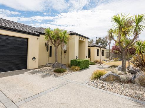 6 Antoine Grove, Richmond