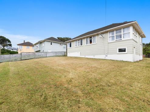 24 Thompson Grove, Ranui