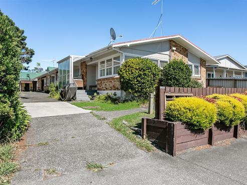 2/144 Point Chevalier Road, Point Chevalier