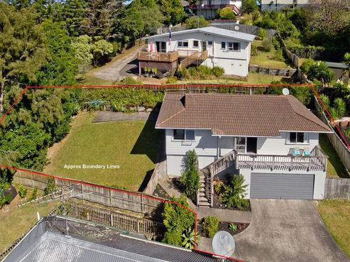 85A Spinella Drive, Bayview