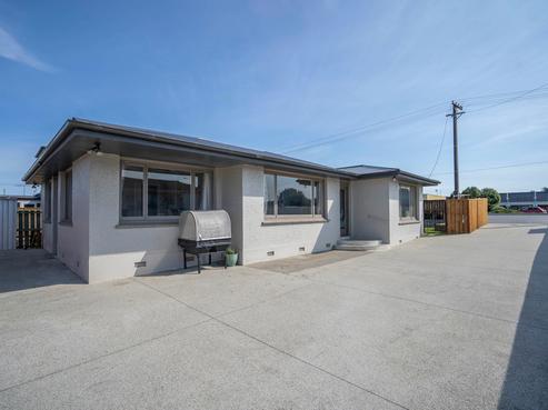 329 North Road, Waikiwi