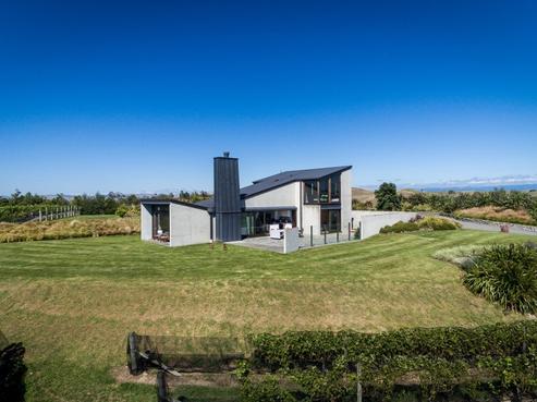 2400 State Highway 50, Roys Hill