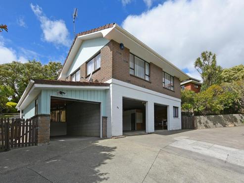 61 Field Street, Silverstream
