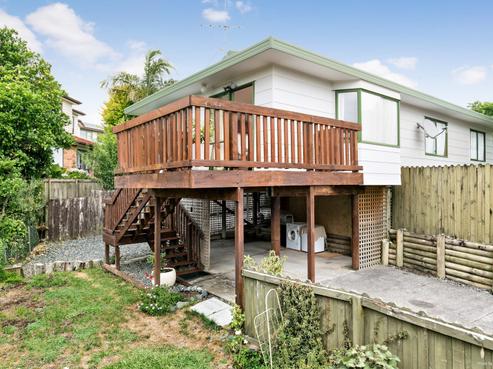 7B Caronia Crescent, Lynfield