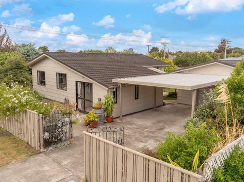 77 Jellicoe Street, Martinborough