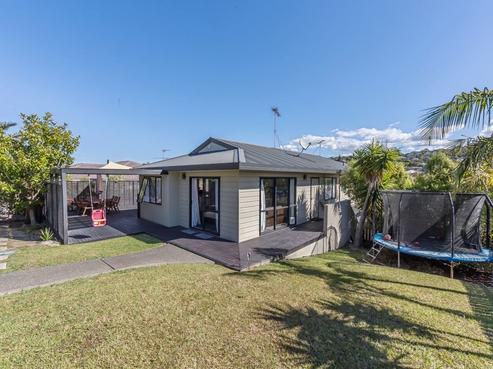 36 Donald Street, Stanmore Bay