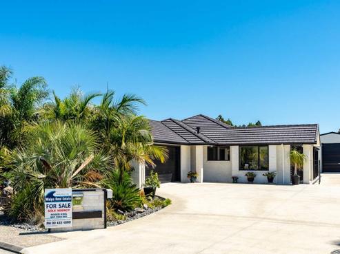 14 Inverness Lane, Waipu