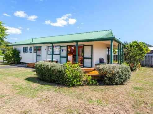 3 Martin Place, Cooks Beach