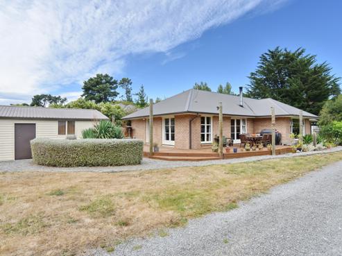 227 Burnham Road, Burnham