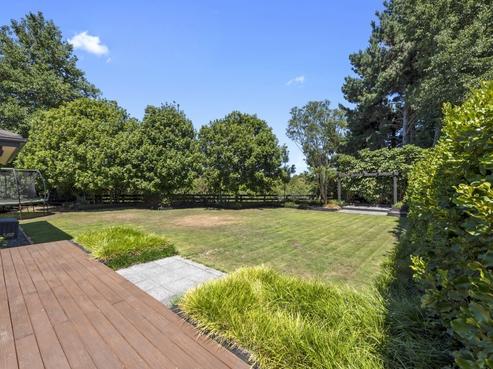 7 Rembrandt Terrace, Huntington