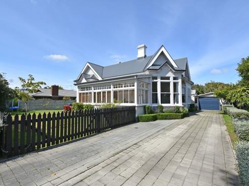 9 Albert Street, Gladstone