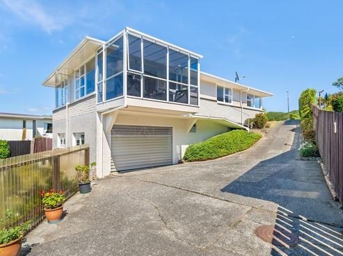 16 Cedar Street, Maungaraki
