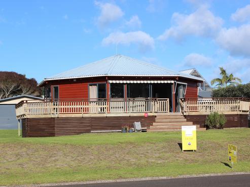 271 Kenwood Drive, Matarangi