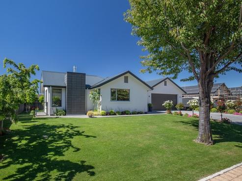 59 Kelliher Drive, Wanaka
