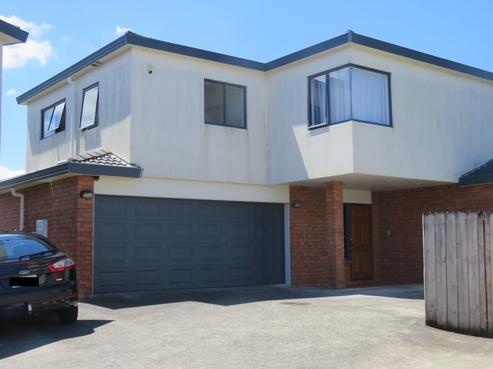 8E Warren Avenue, Three Kings