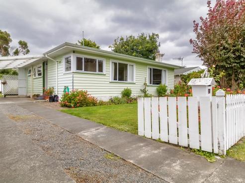 21 Lipscombe Crescent, Havelock North