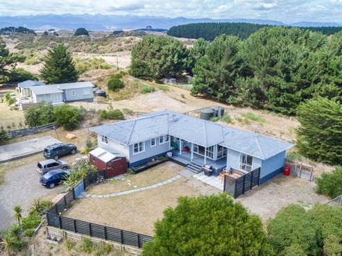 30 Forest Road, Waitarere Beach
