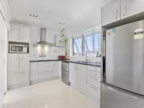 17 Freshney Place, Hillpark