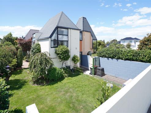 1/76 Memorial Avenue, Ilam