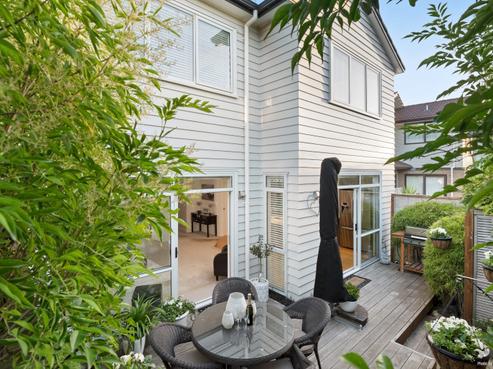 10 Ngahue Drive, Stonefields