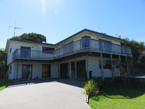 100 Marie Place, Thames